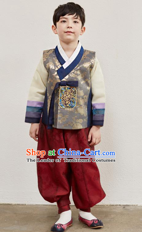 Asian Korean National Traditional Handmade Formal Occasions Boys Embroidery Golden Vest Hanbok Costume Complete Set for Kids