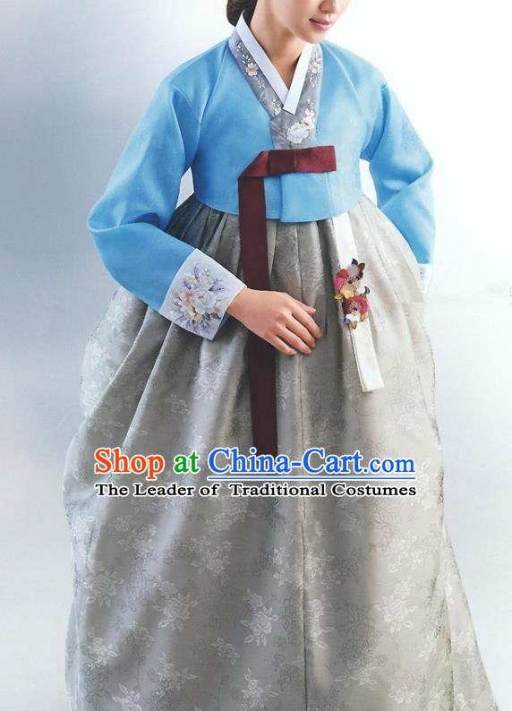 Top Grade Korean National Handmade Wedding Palace Bride Hanbok Costume Embroidered Blue Blouse and Grey Dress for Women