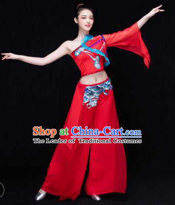 Traditional Chinese Classical Dance Fan Dance Costume, China Yangko Dance Red Single Sleeve Clothing for Women