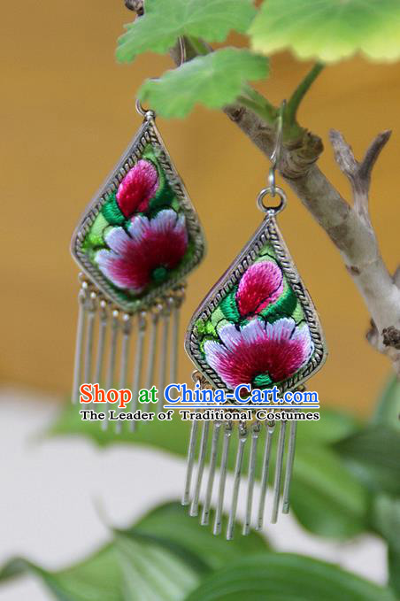 Traditional Chinese Miao Nationality Crafts, Hmong Handmade Miao Silver Embroidery Miao Silver Tassel Earrings, Miao Ethnic Minority Eardrop Accessories Ear Pendant for Women