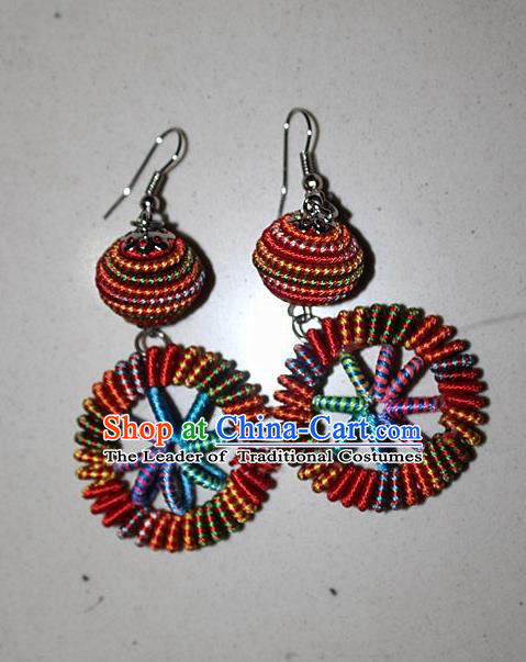 Traditional Chinese Miao Nationality Crafts Jewelry Accessory Classical Earbob Accessories, Hmong Handmade Kinking Palace Lady Round Earrings, Miao Ethnic Minority Weave Eardrop for Women