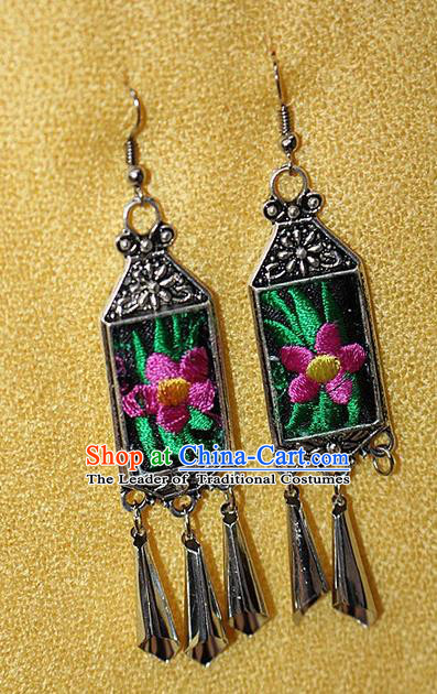 Traditional Chinese Miao Nationality Crafts Jewelry Accessory Classical Earbob Accessories, Hmong Handmade Miao Silver Palace Lady Tassel Embroidery Flowers Earrings, Miao Ethnic Minority Eardrop for Women