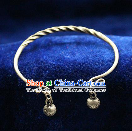 Traditional Chinese Miao Nationality Crafts Jewelry Accessory Bangle, Hmong Handmade Miao Silver Classical Bells Bracelet, Miao Ethnic Minority Silver Bracelet Accessories for Women