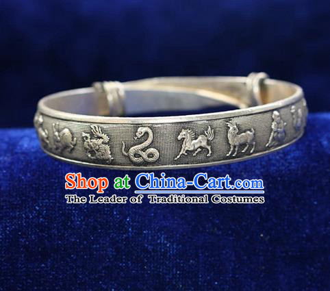 Traditional Chinese Miao Nationality Crafts Jewelry Accessory Bangle, Hmong Handmade Miao Silver Classical Chinese Zodiac Bracelet, Miao Ethnic Minority Silver Bracelet Accessories for Women