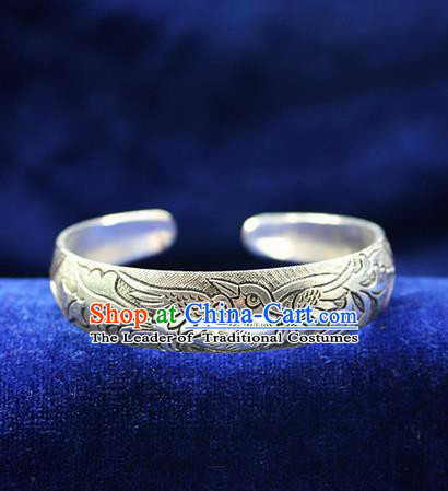 Traditional Chinese Miao Nationality Crafts Jewelry Accessory Bangle, Hmong Handmade Miao Silver Classical Chinese Phoenix Bracelet, Miao Ethnic Minority Silver Bracelet Accessories for Women