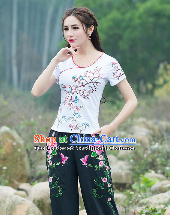 Traditional Chinese National Costume, Elegant Hanfu Embroidery Flowers White T-Shirt, China Tang Suit Blouse Cheong-sam Upper Outer Garment Qipao Shirts Clothing for Women