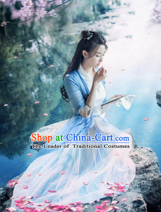 Traditional Ancient Chinese Swordswoman Costume, A Life Time Love Chinese Peri Young Lady Hanfu Clothing and Handmade Headpiece Complete Set for Women