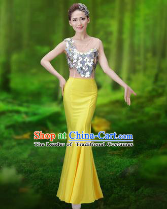 Traditional Chinese Dai Nationality Peacock Dance Costume, Folk Dance Ethnic Pavane Clothing, Chinese Minority Nationality Dance Yellow Dress for Women