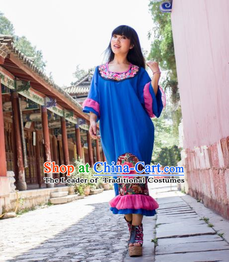 Traditional Chinese National Costume Long Dress, Elegant Hanfu China Miao Nationality Embroidered Blue Dress for Women