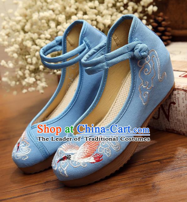 Asian Chinese National Blue Embroidered Shoes, Traditional China Princess Shoes Hanfu Embroidery Crane Shoes for Women