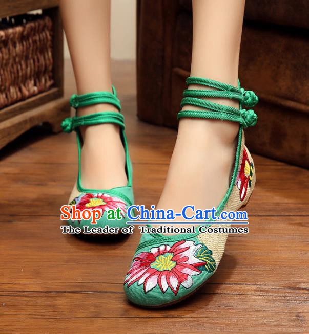 Traditional Chinese National Green Linen Embroidered Shoes, China Princess Shoes Hanfu Embroidery Flower Shoes for Women