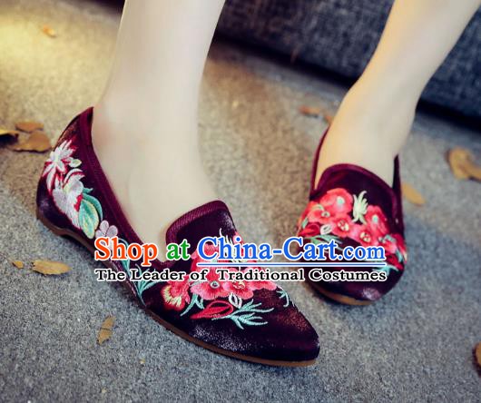 Traditional Chinese National Hanfu Embroidery Wintersweet Shoes, China Princess Purple Embroidered Shoes for Women