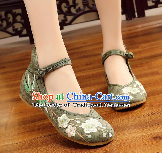 Traditional Chinese National Hanfu Embroidery Wintersweet Green Shoes, China Princess Embroidered Shoes for Women