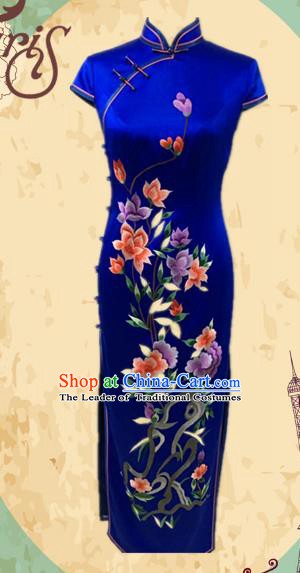 Traditional Chinese National Costume Blue Mandarin Qipao, Tang Suit Embroidered Peony Chirpaur Silk Cheongsam Clothing for Women