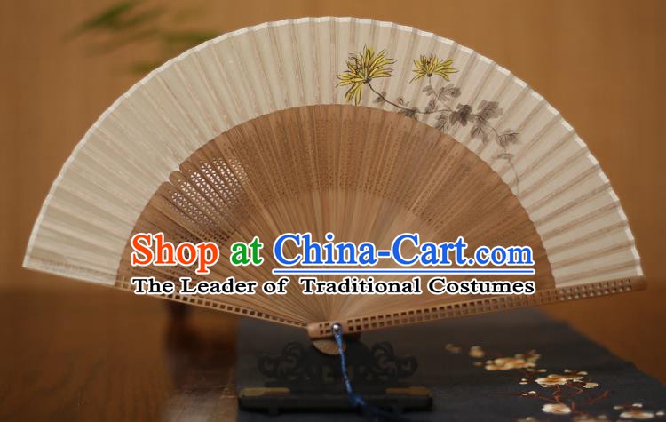 Traditional Chinese Crafts Printing Chrysanthemum Folding Fan, China Handmade Classical Silk Pierced Fans for Women