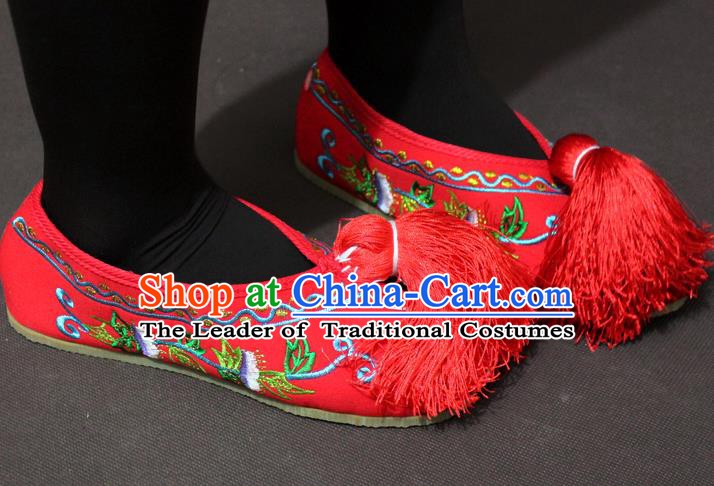 Traditional China Beijing Opera Actress Embroidery Red Shoes, Chinese Peking Opera Diva Blood Stained Shoes