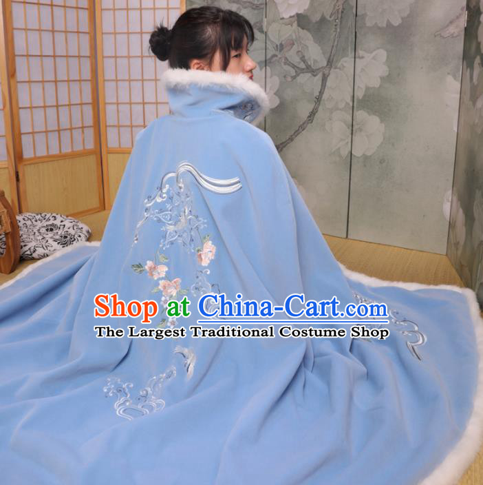 Chinese Ancient Ming Dynasty Princess Costume Embroidered Blue Cloak for Women