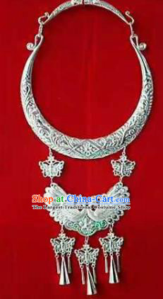 Chinese Traditional Miao Nationality Sliver Peacock Necklace Ethnic Wedding Jewelry Accessories for Women