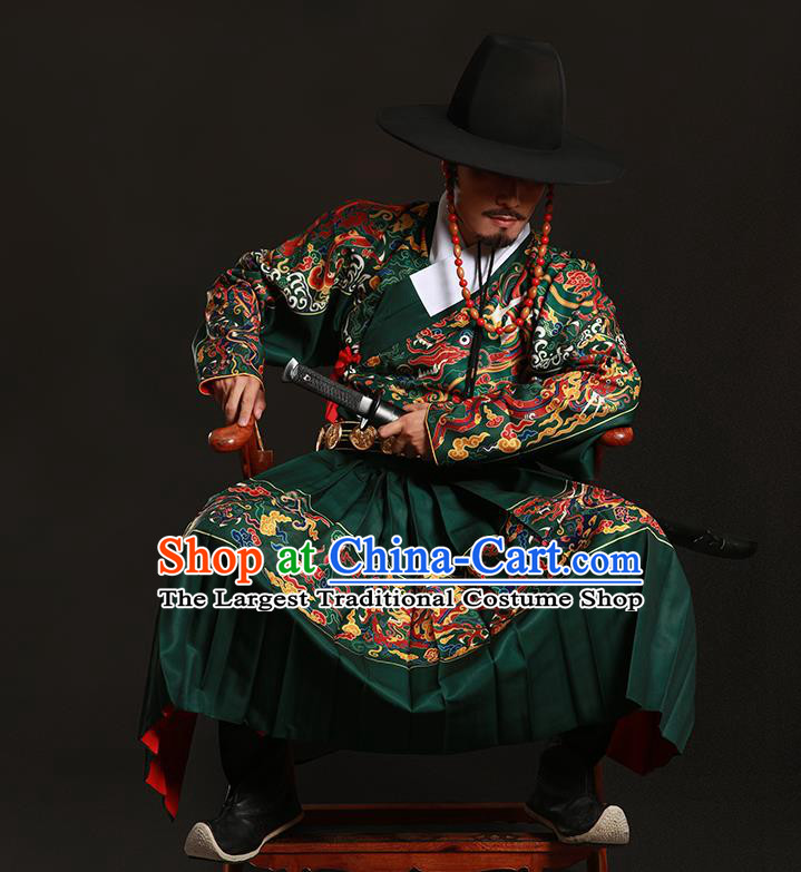 Chinese Traditional Ming Dynasty Imperial Bodyguard Clothing Ancient Blads Embroidered Green Costumes for Men