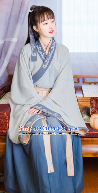 Chinese Ancient Swordswoman Costumes Jin Dynasty Nobility Lady Embroidered Dress for Women