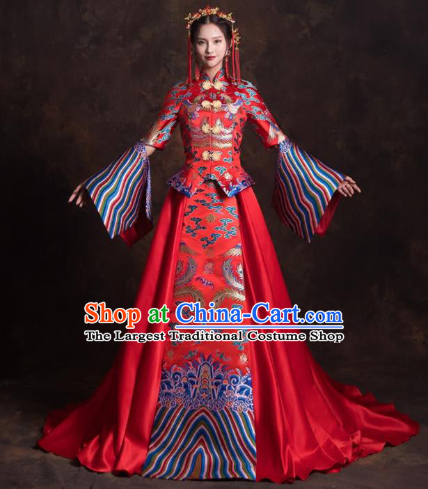 Chinese Traditional Red Xiuhe Suits Ancient Bride Embroidered Trailing Wedding Dress for Women