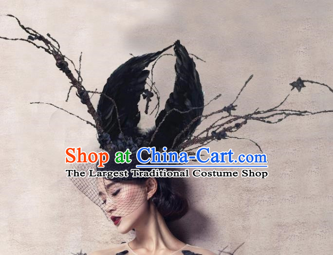 Top Grade Halloween Hair Accessories Gothic Catwalks Black Feather Top Hat for Women