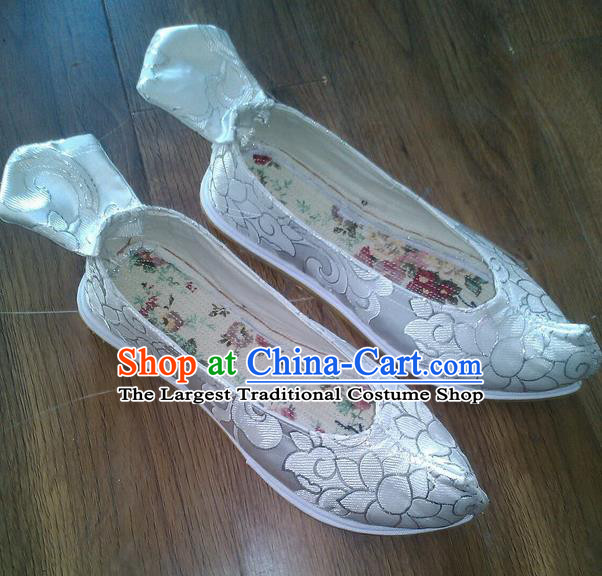 Chinese Traditional Hanfu Shoes Ancient White Satin Embroidered Shoes Handmade Shoes for Women