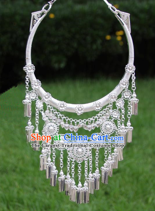 Chinese Traditional Ethnic Accessories Yunnan Miao Minority Sliver Necklace for Women