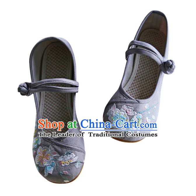 Traditional Chinese Shoes Wushu Shoes Hanfu Shoes Embroidered Shoes for Women