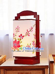 China Handmade Painting Flowers Desk Lanterns Palace Lantern Ancient Lanterns Traditional Lamp