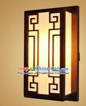 China Handmade Wood Lanterns Wall Palace Lantern Ancient Lanterns Traditional Lamp