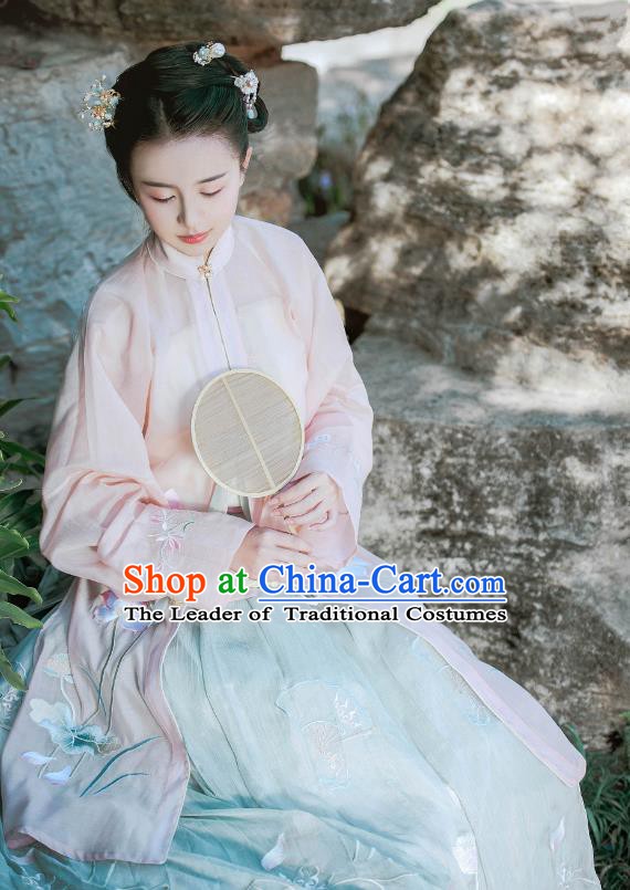 Traditional Chinese Ming Dynasty Princess Dress Ancient Princess Embroidered Costume Complete Set