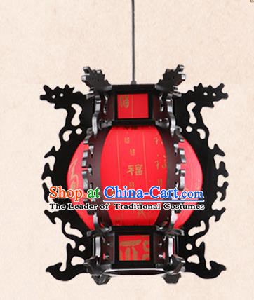 China Handmade Wood Lantern Traditional Dragon Head Lanterns Palace Hanging Lamp