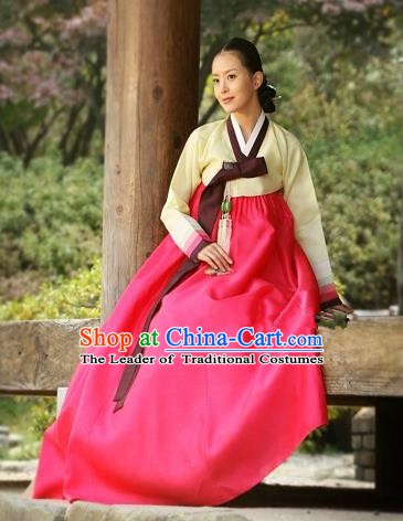 Korean Traditional Bride Hanbok Clothing Yellow Blouse and Red Skirt Korean Fashion Apparel Costumes for Women