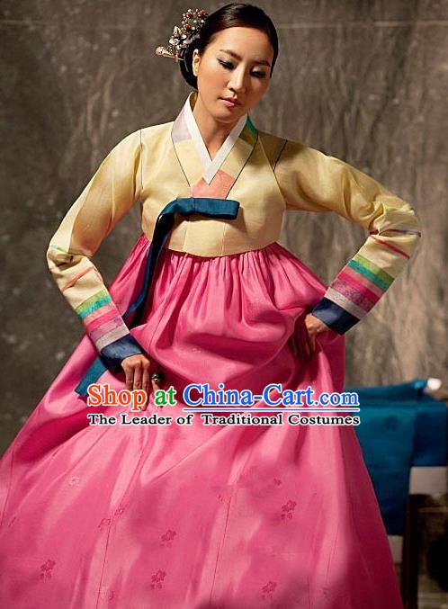 Korean Traditional Bride Palace Hanbok Clothing Korean Fashion Apparel Yellow Blouse and Pink Dress for Women