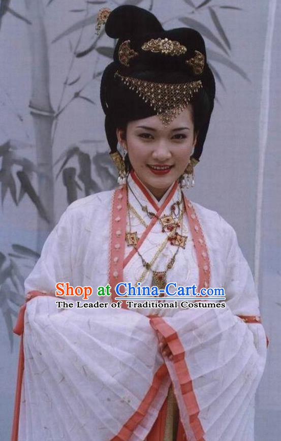 Chinese Ancient Queen Costume Ming Dynasty Empress Zhang Embroidered White Dress for Women