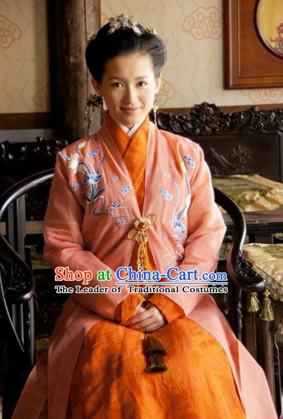 Ancient Chinese Ming Dynasty Historical Costume Nobility Lady Embroidered Replica Costume for Women