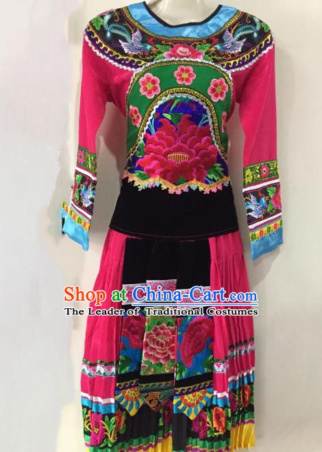 Traditional Chinese Yi Nationality Performance Rosy Dress Folk Dance Ethnic Embroidered Costume for Women