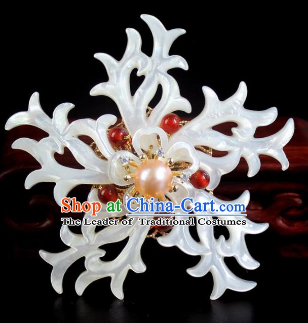 Chinese Ancient Handmade Accessories Shell Snowflake Brooch Hanfu Breastpin for Women