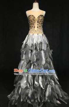 Top Grade Models Catwalks Costume Grey Feather Full Dress Stage Performance Compere Clothing for Women