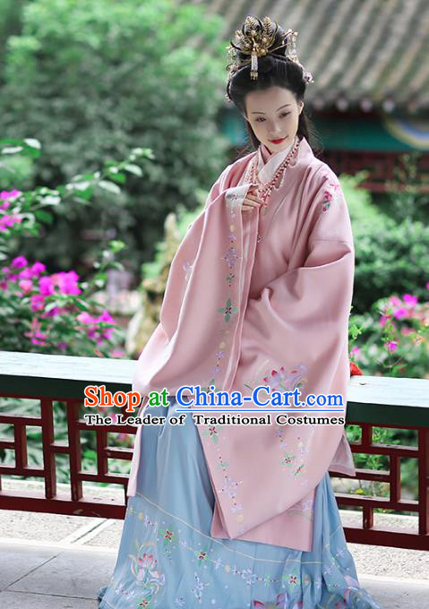 Chinese Ancient Palace Lady Hanfu Dress Ming Dynasty Imperial Consort Embroidered Costumes and Jewelry Accessories for Women