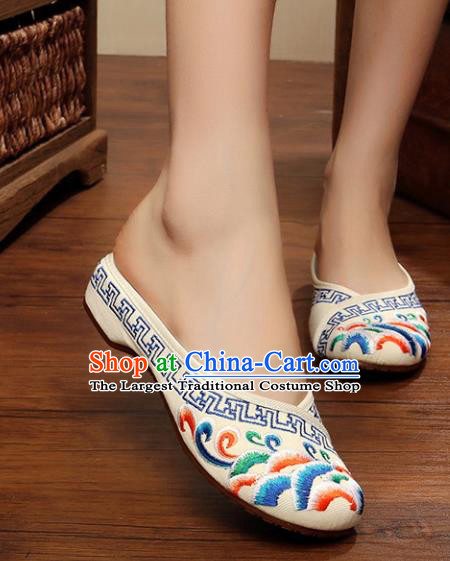 Chinese Ancient Handmade Embroidered Shoes Embroidery Cloth Shoes for Women