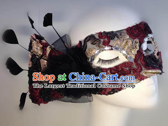 Top Halloween Accessories Brazilian Carnival Catwalks Black Feather Face Masks for Women