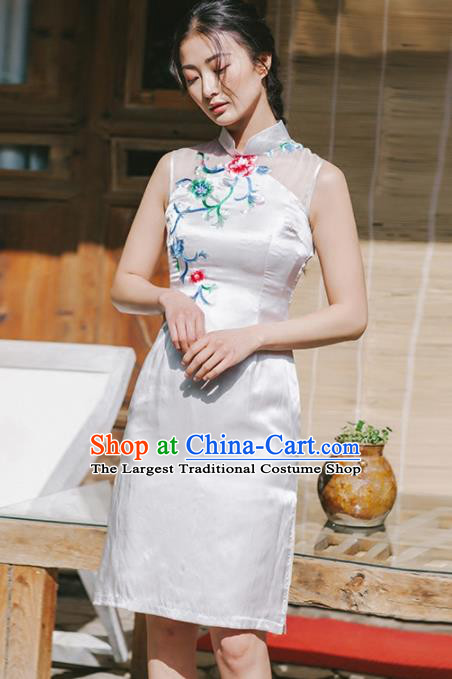 Chinese Traditional Costumes National Qipao Dress Classical White Silk Cheongsam for Women