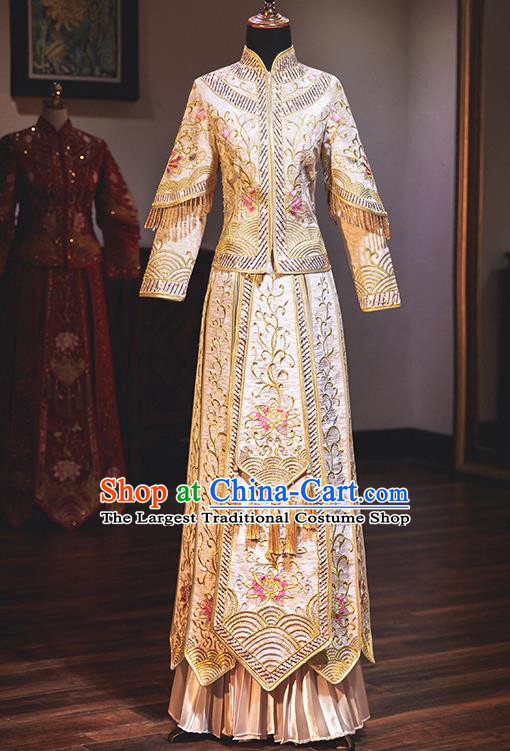 Chinese Traditional Wedding Costumes Embroidered Lotus White Xiuhe Suits Ancient Bride Toast Full Dress for Women