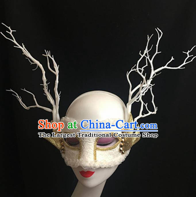 Top Halloween Accessories Brazilian Carnival Catwalks White Face Masks for Women