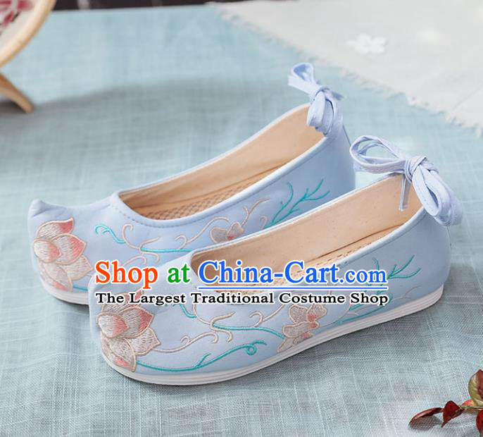 Traditional Chinese Wedding Shoes Opera Shoes Ancient Princess Shoes Hanfu Shoes Blue Embroidered Shoes for Women