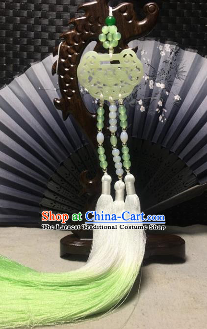 Traditional Chinese Hanfu Jade Carving Bat Waist Accessories Palace Green Tassel Pendant Ancient Swordsman Brooch