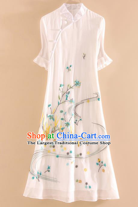 Chinese Traditional Tang Suit Embroidered White Cheongsam National Costume Qipao Dress for Women