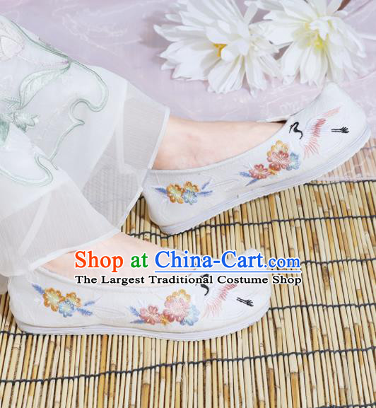 Chinese National Embroidered Crane White Shoes Ancient Traditional Princess Shoes Hanfu Shoes for Women